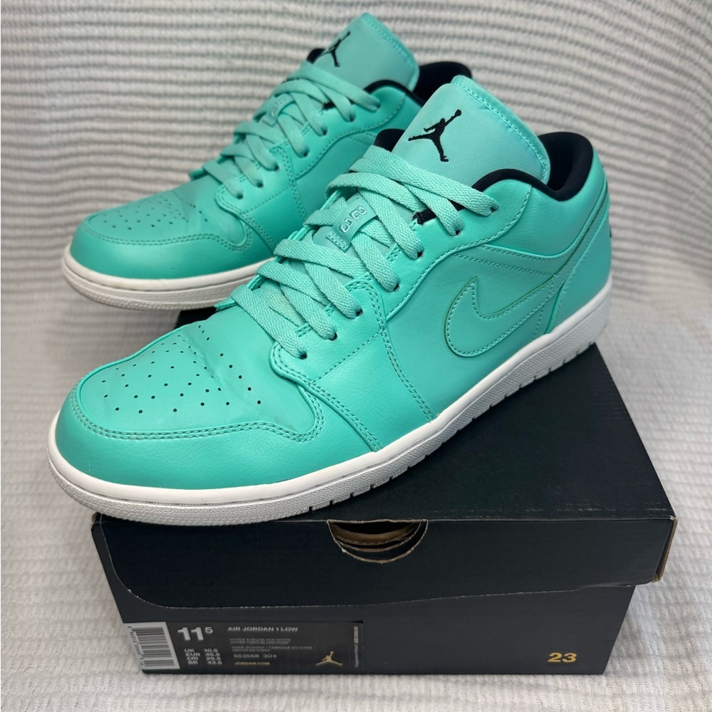 Air Jordan 1 Low / Hyper Turq/ Black-White / 553558 304 / Mens 11.5